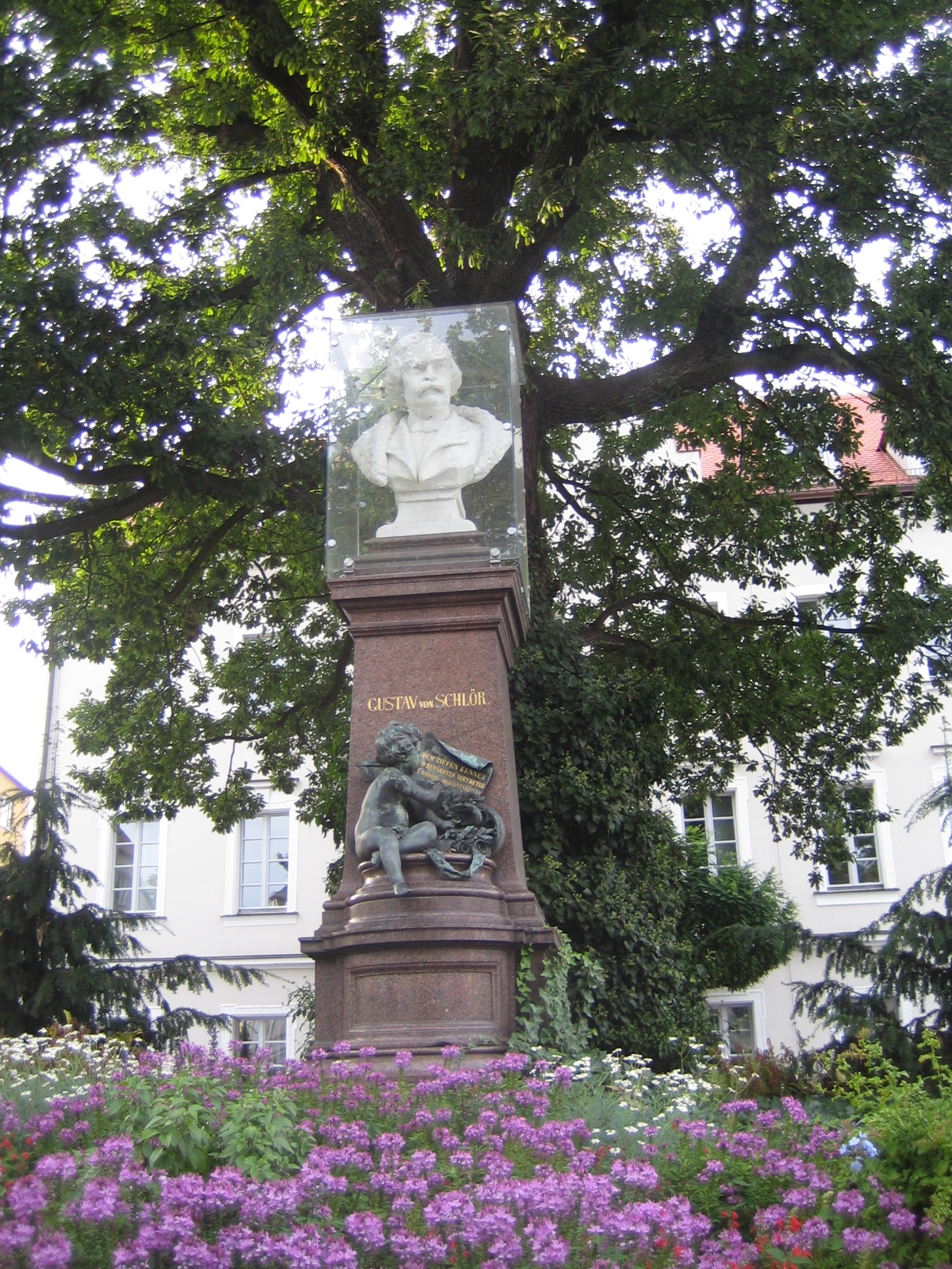 Gustav von Schlör; Denkmal in Weiden i.d. ObPf
