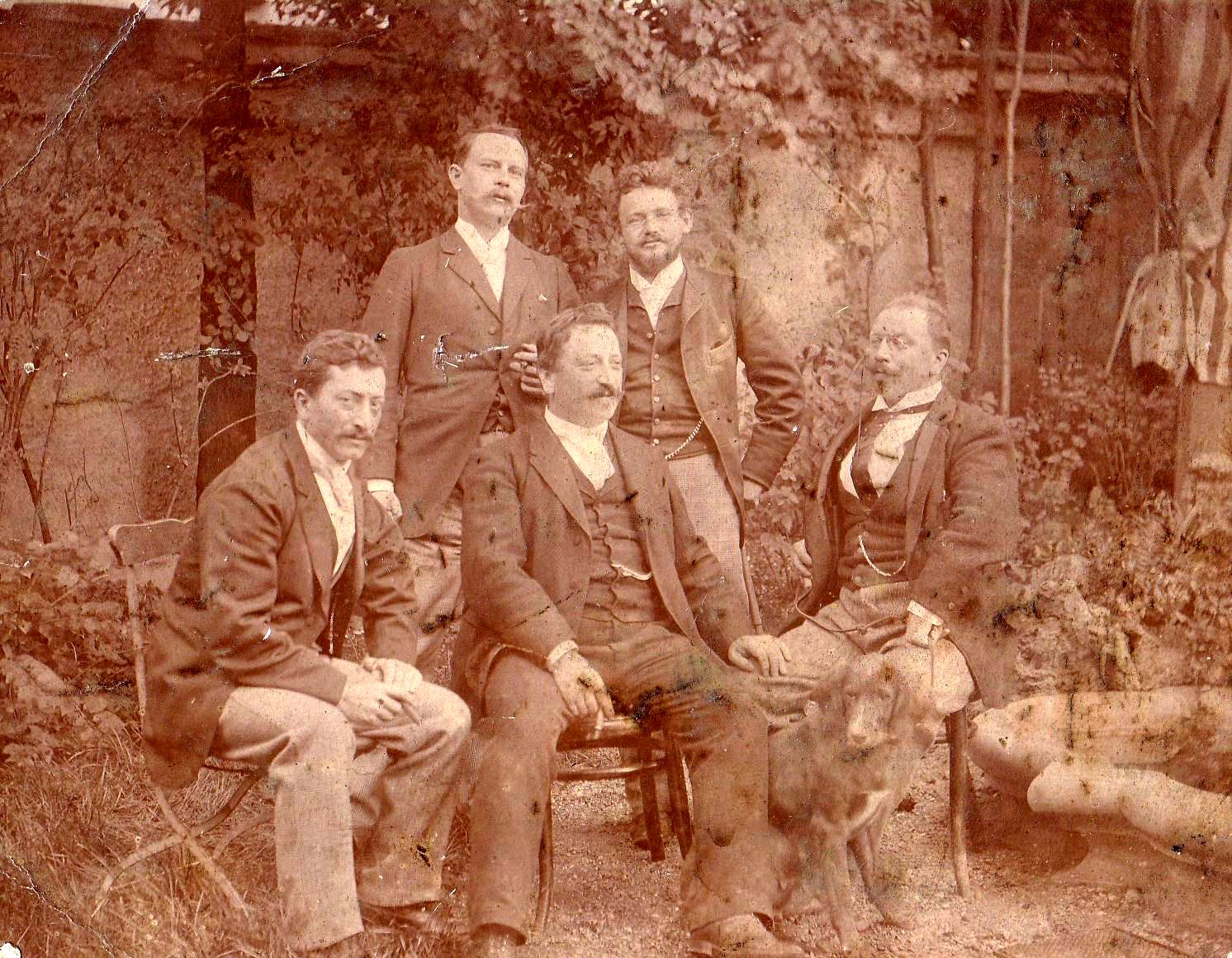 Die Redaktion des Radfahr-Humor 1891: Kneiß hinten rechts, Graf Bülow von Dennewitz vorne rechts